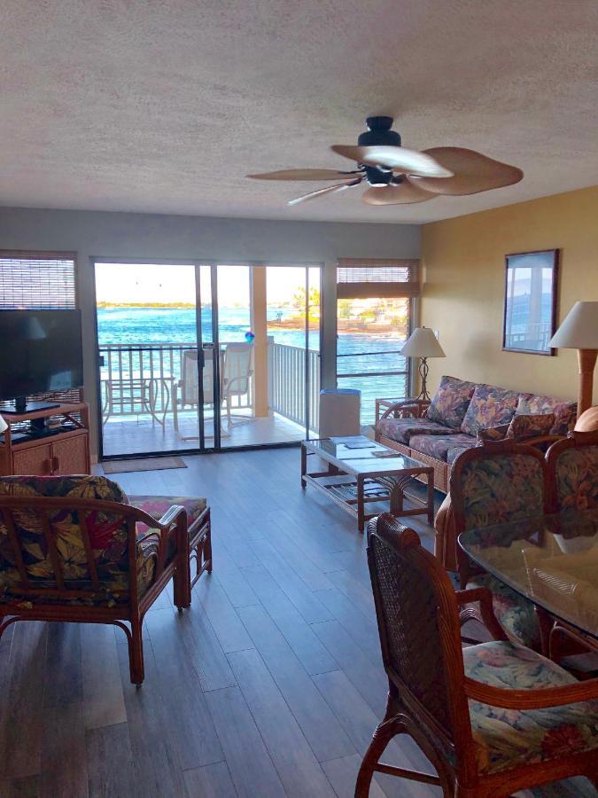 Sea Village 2Nd Floor Direct Oceanfront Unit With Extensive Upgrades Kailua-Kona Exterior photo